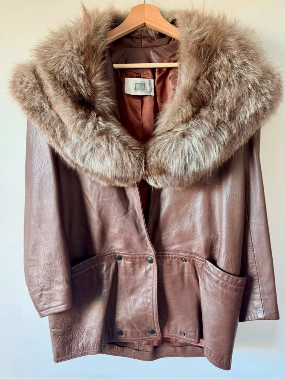 Vintage 70s Luxury Brown Leather Coat with 
 Fur Collar